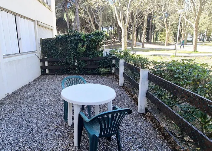 8 Pers, 80m2, Parking Privee, & A Pied, Face Parc Aquatique *